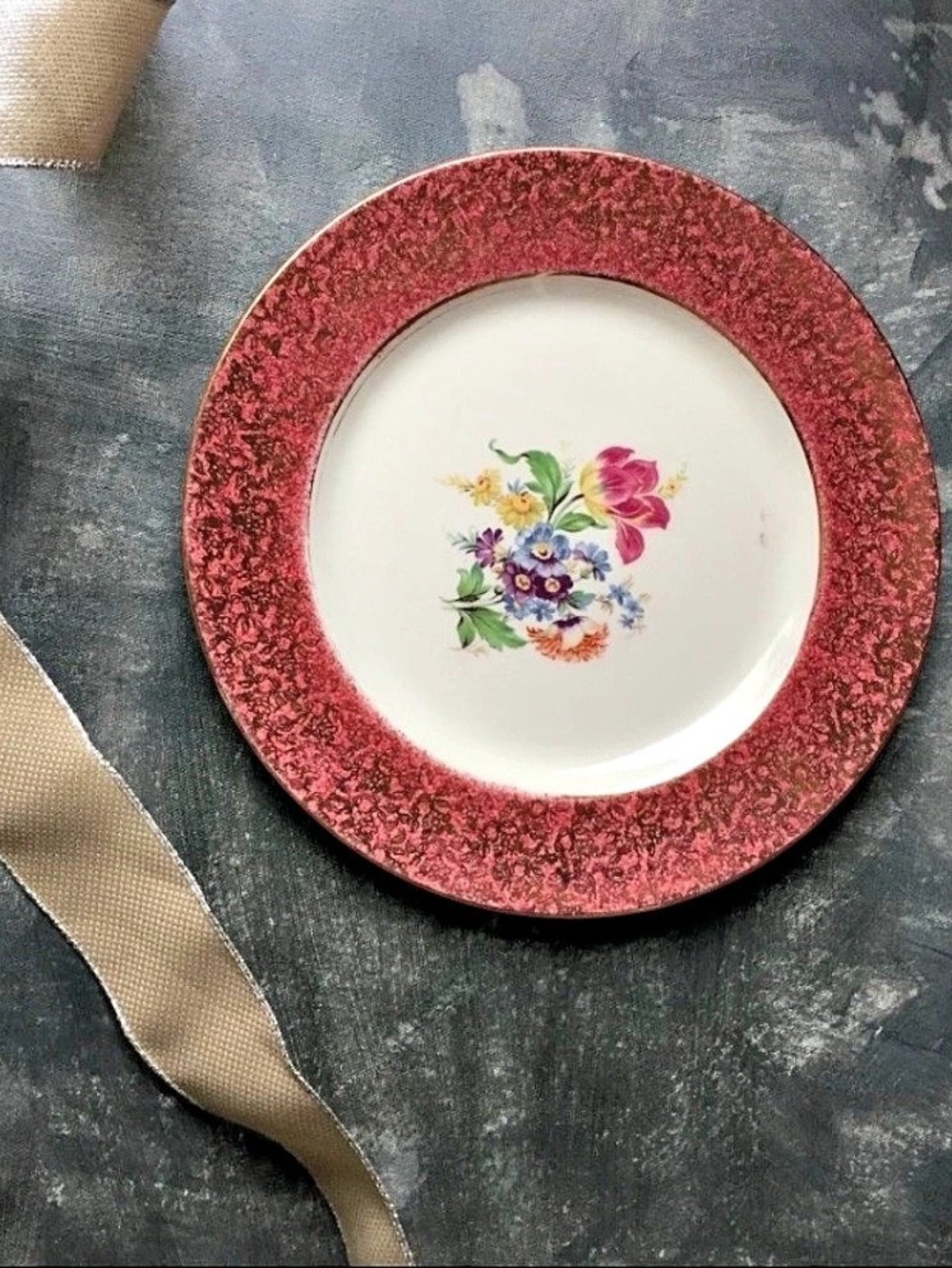 Royal Winton Grimewades China Floral 22Kt Gold Decorative Dinner Plate in Red &